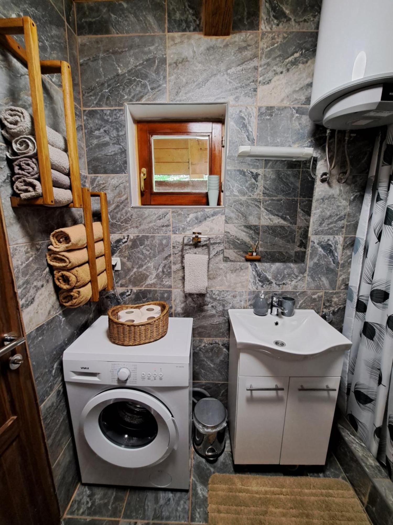 Guest House Mihovil Slunj Zewnętrze zdjęcie